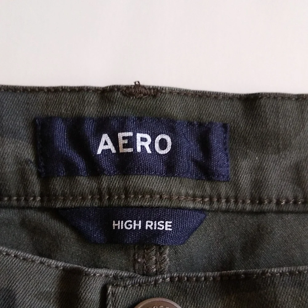 NWT Aero high rise jegging stretchy‎ camo skinny jeans 10